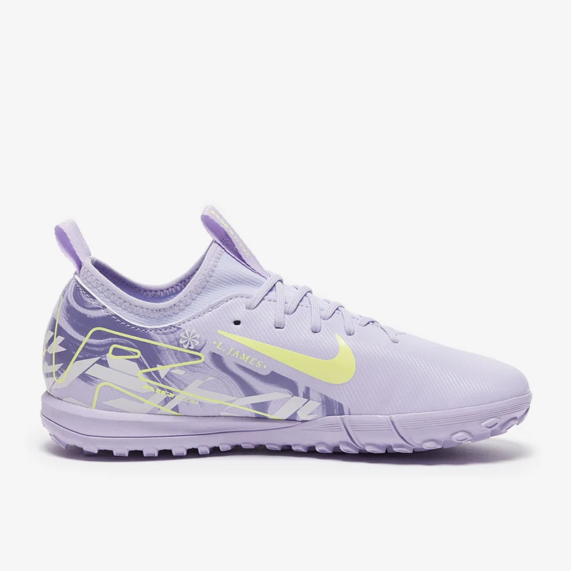 Nike TF Low Top