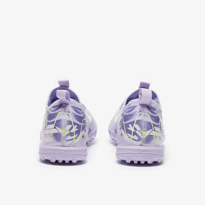 Nike TF Low Top