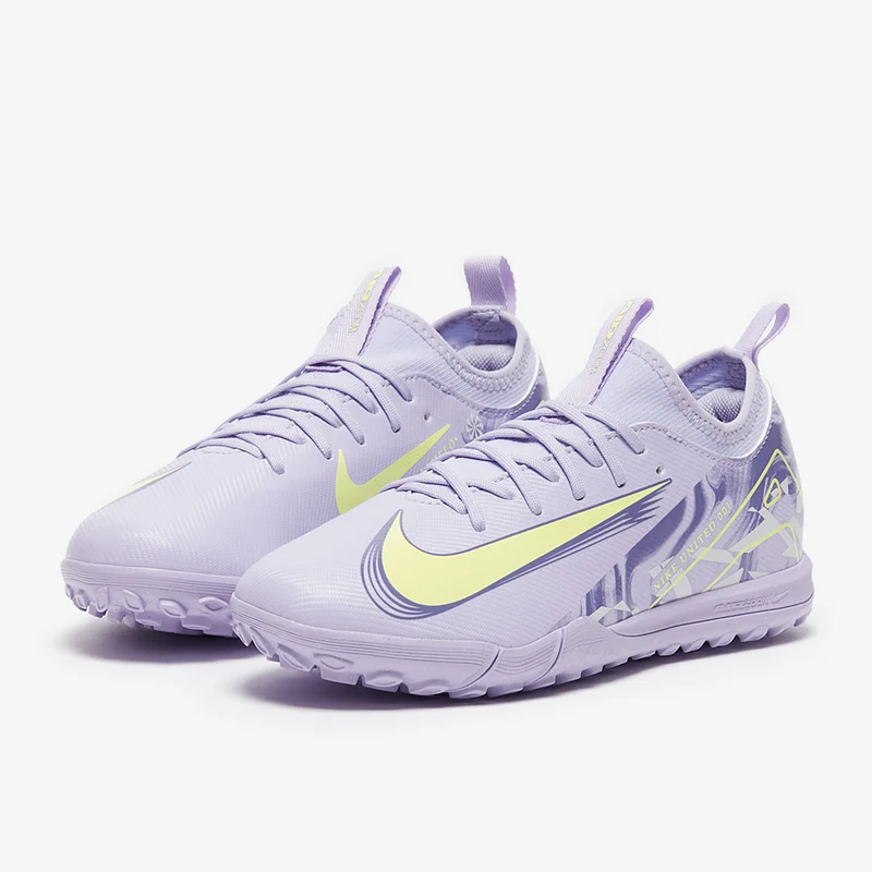 Nike TF Low Top
