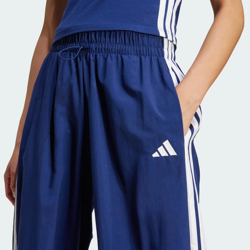 adidas Womens Essentials 3