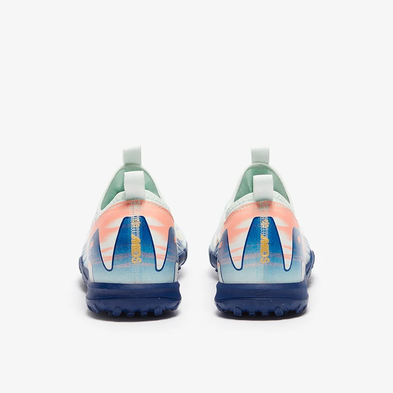 Nike TF Low-Top