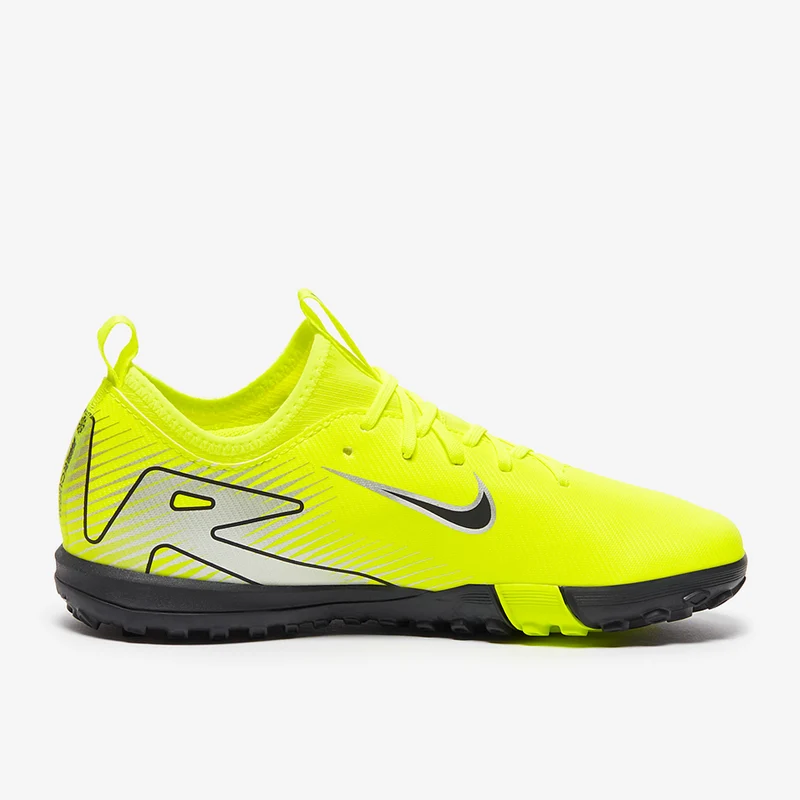 Nike TF Low-Top