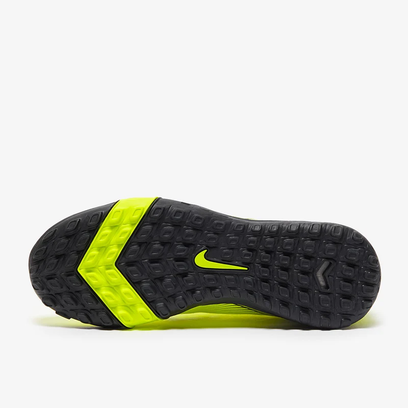 Nike TF Low-Top