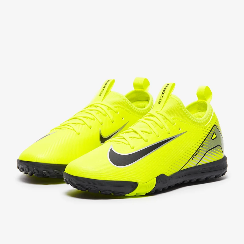 Nike TF Low-Top