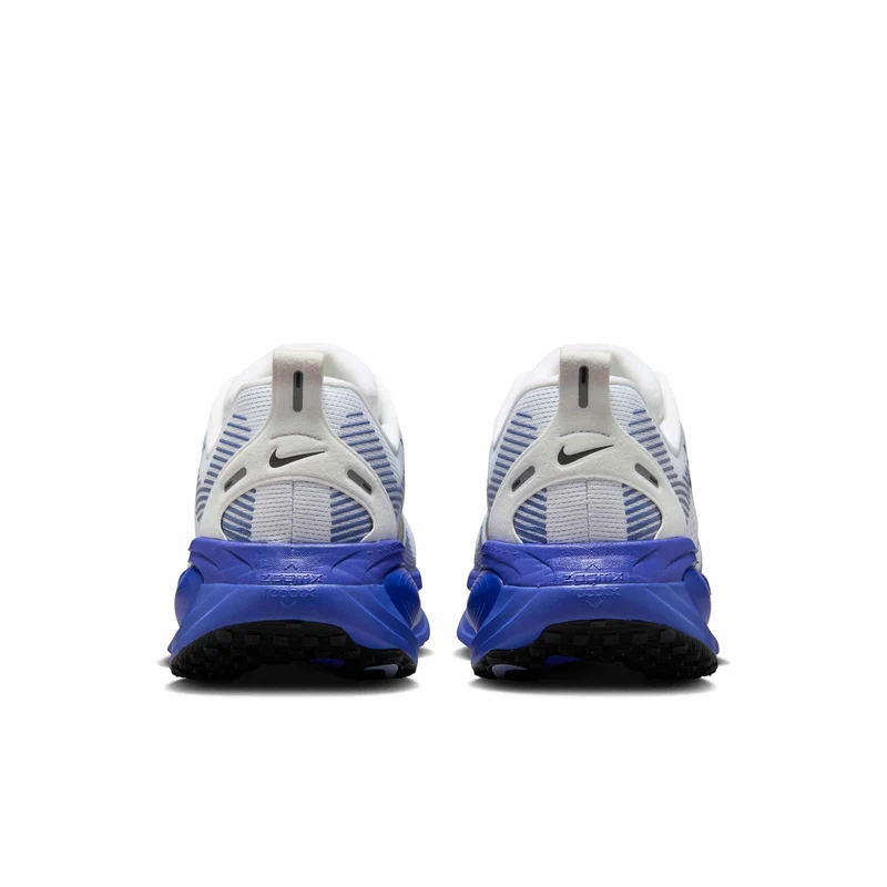 Nike Straßenlaufschuh (Herren) Vomero 18