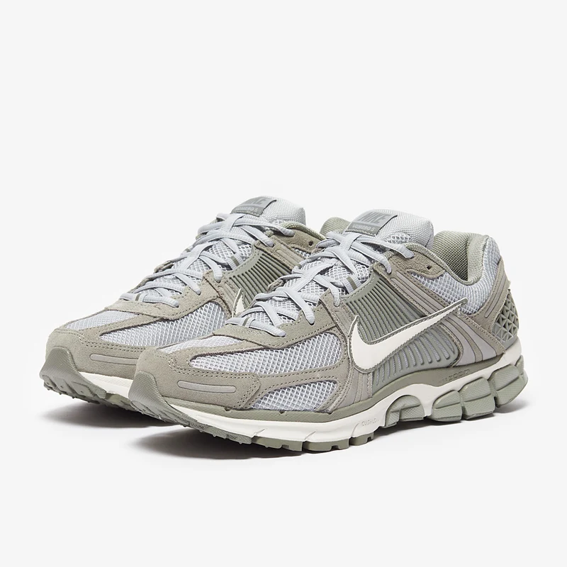 Nike Herrenschuh Zoom Vomero 5