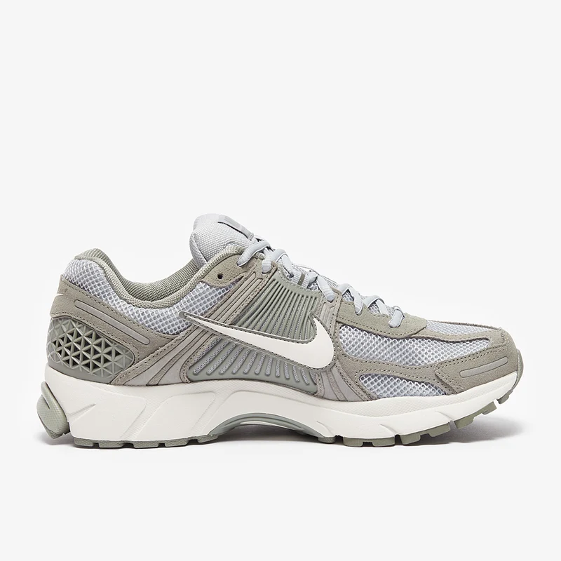 Nike Herrenschuh Zoom Vomero 5