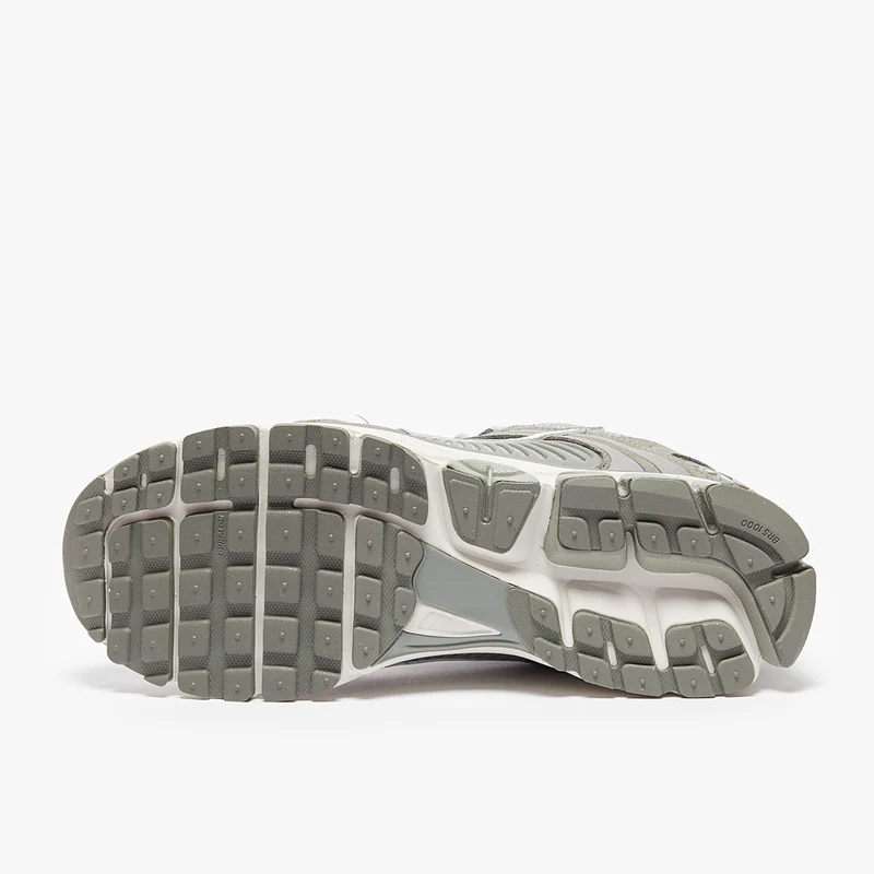 Nike Herrenschuh Zoom Vomero 5