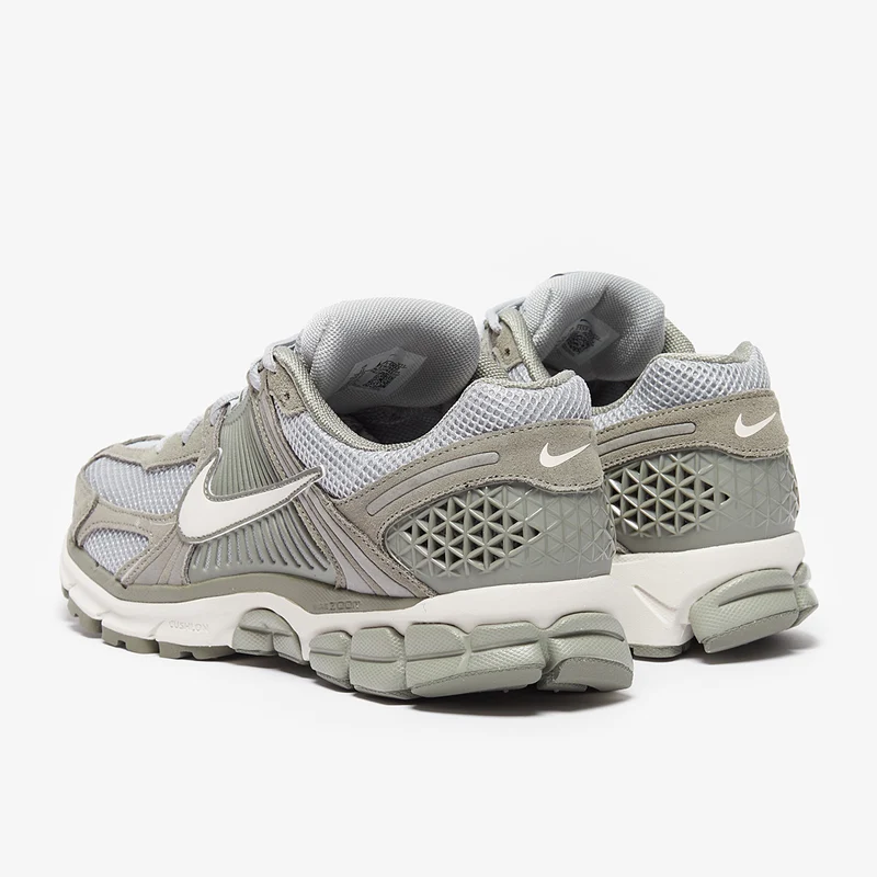 Nike Herrenschuh Zoom Vomero 5