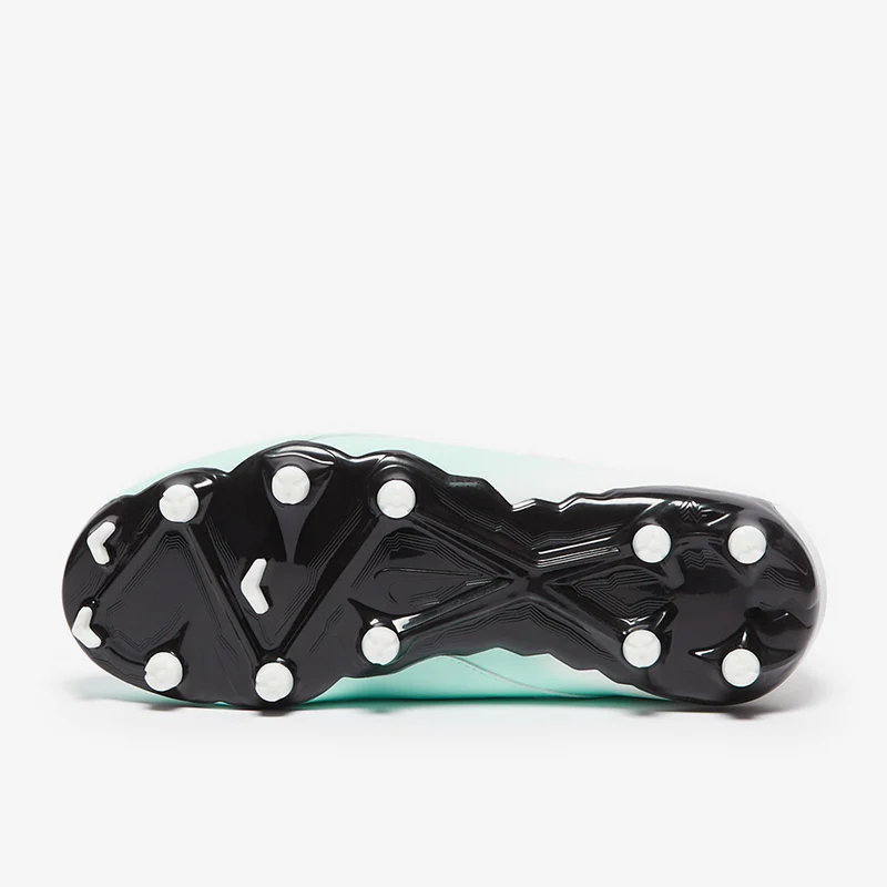 Nike MG Low