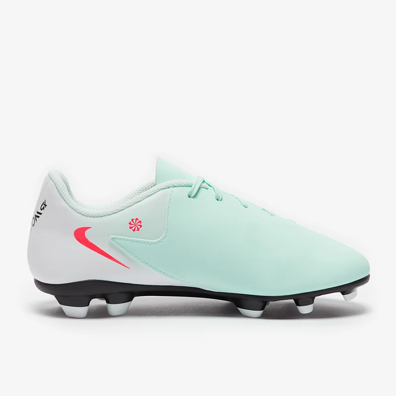 Nike MG Low