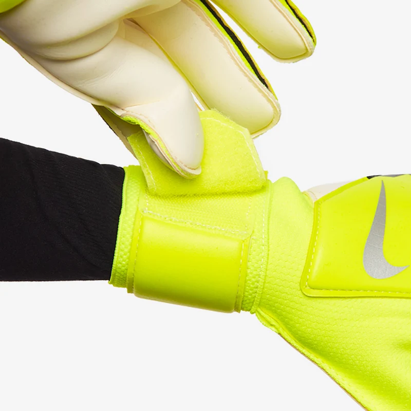 Nike GK Grip3
