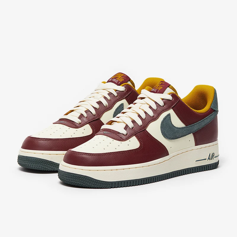 Nike Sportswear Air Force 1 '07 LV8