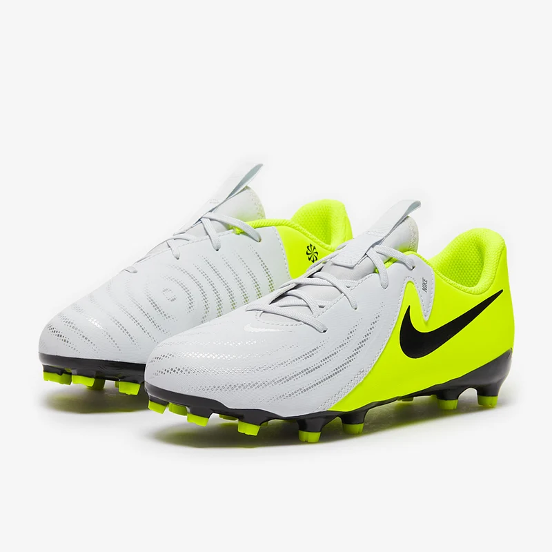 Nike MG Low