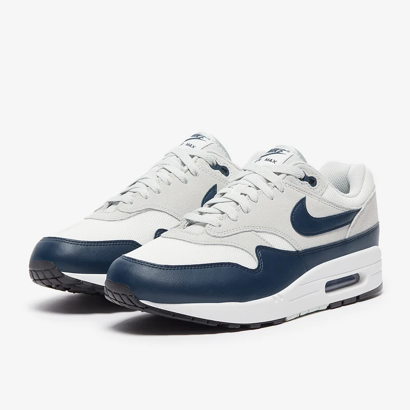 Nike Schuh (Herren) Air Max 1 Essential