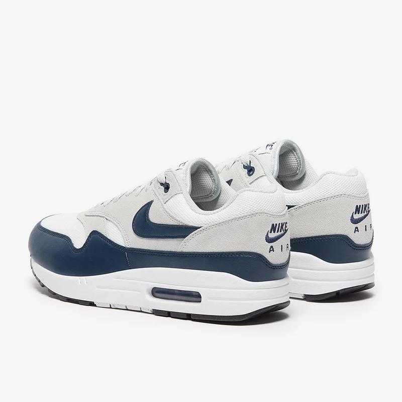 Nike Schuh (Herren) Air Max 1 Essential