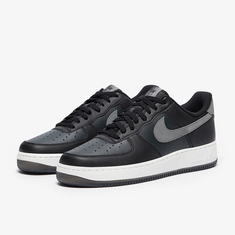 Nike Sportswear Air Force 1 '07 LV8