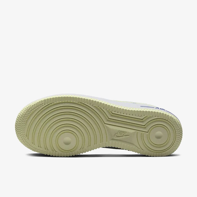 Nike Sportswear Older Kids Air Force 1 LV8 (GS)