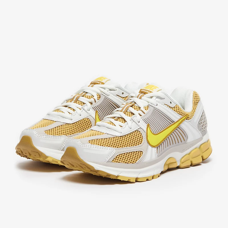 Nike Schuh (Damen) Zoom Vomero 5