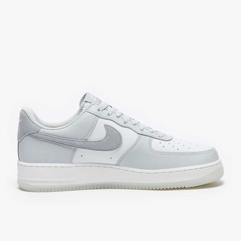 Nike Sportswear Air Force 1 '07 LV8