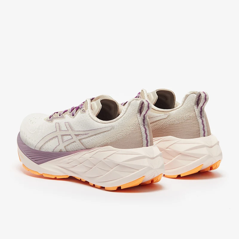 Asics Damen Novablast 4 Nature Bathing