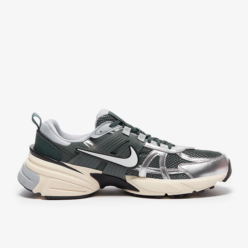 Nike Schuh V2K Run