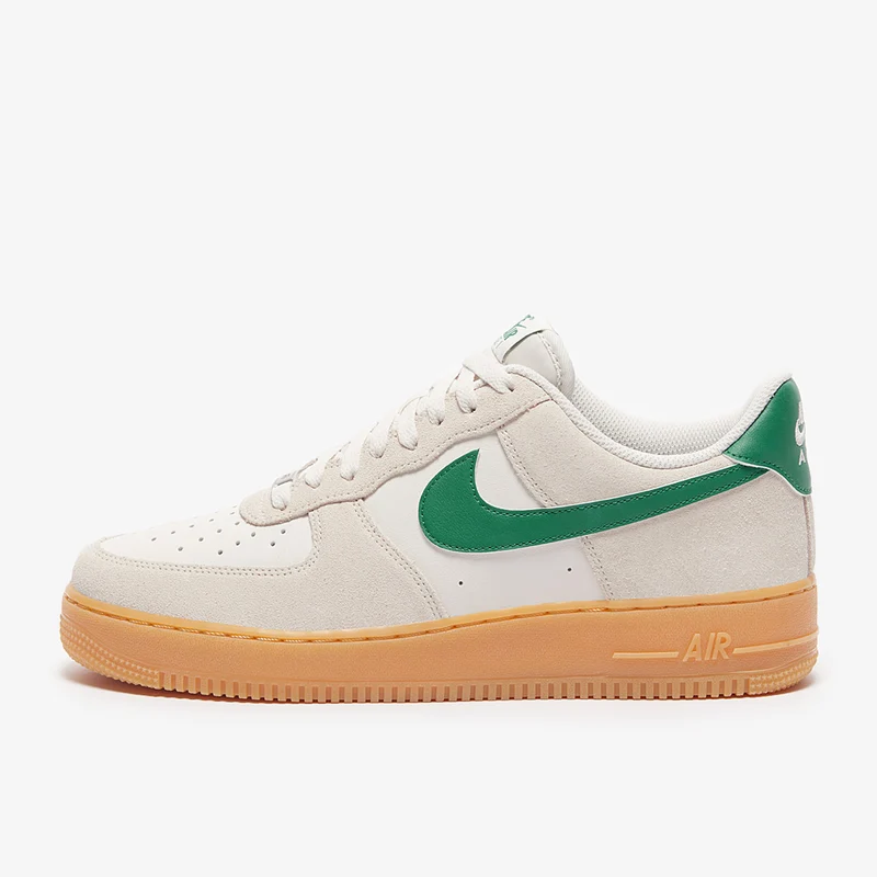 Nike Sportswear Air Force 1 '07 LV8
