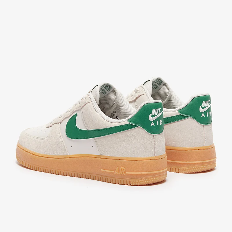 Nike Sportswear Air Force 1 '07 LV8