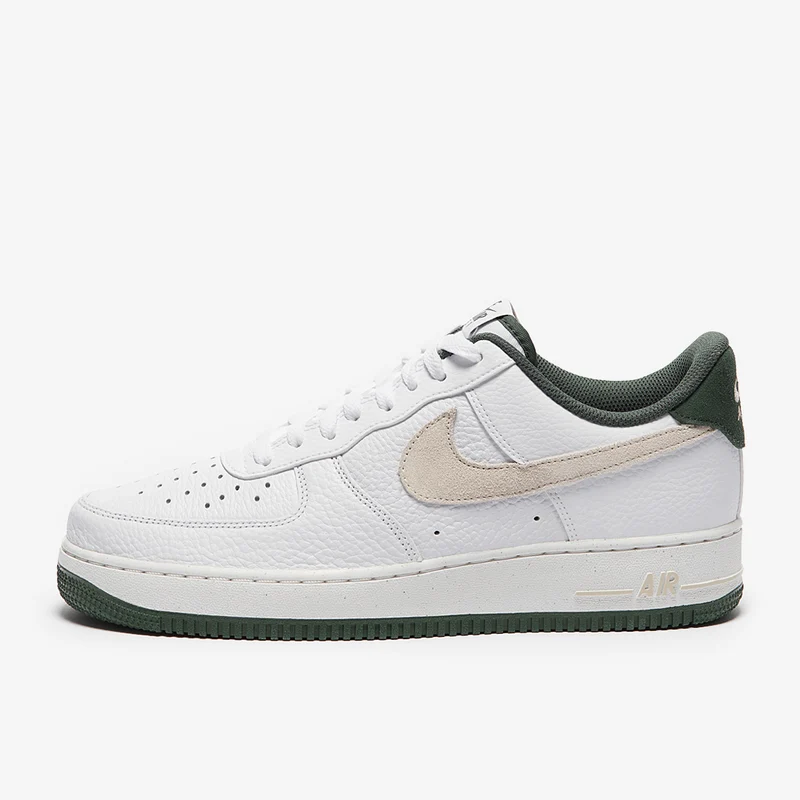 Nike Herrenschuh Air Force 1 '07 LV8