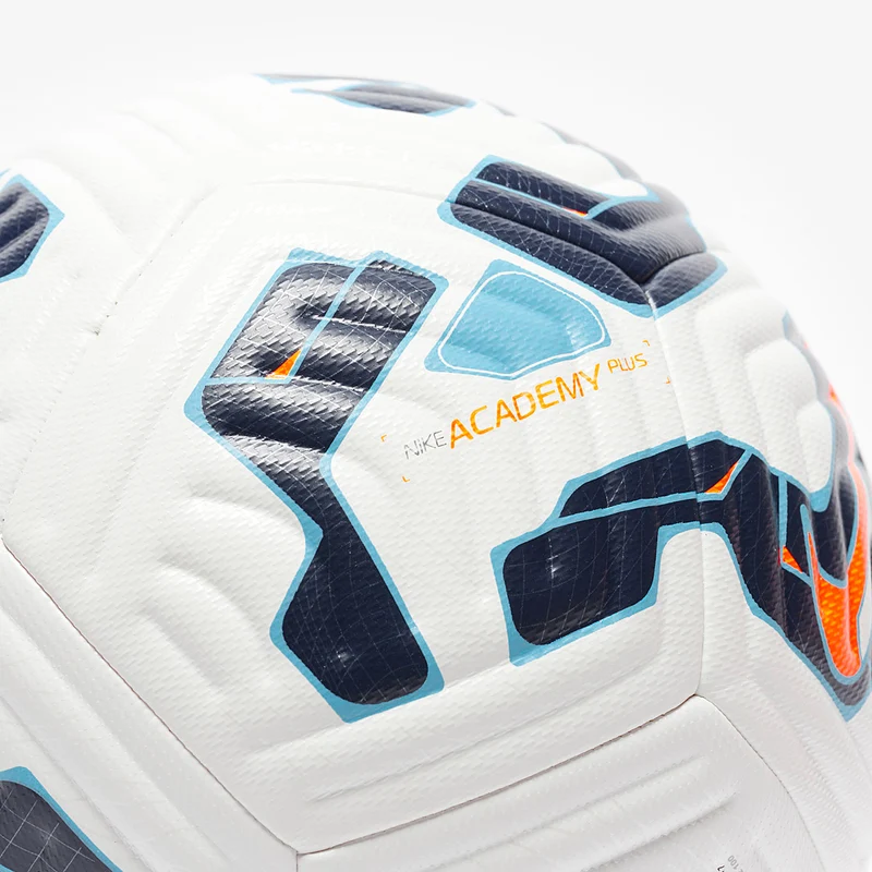 Nike Academy Plus