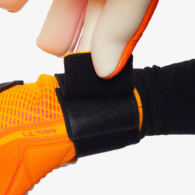 Puma Ultra Ulitimate Tricks Hybrid