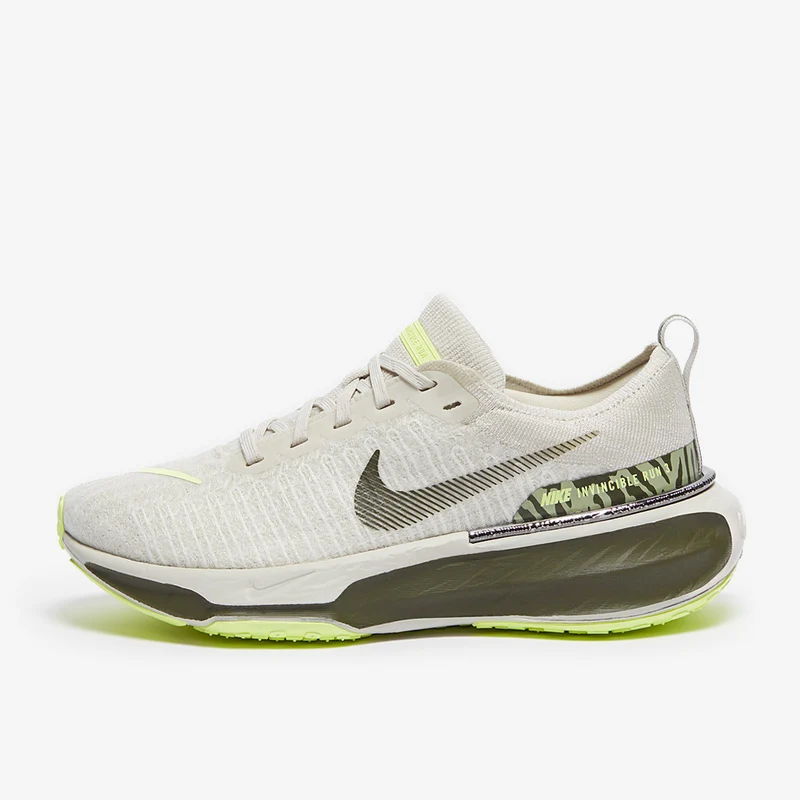 Nike Straßenlaufschuh (Damen) Invincible 3 Premium