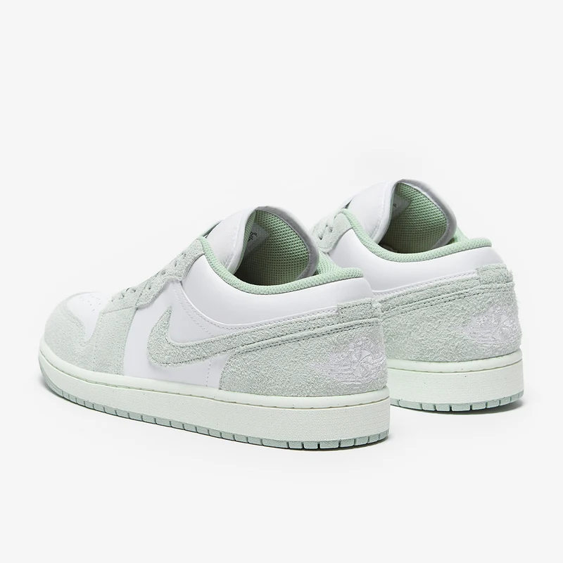 Air Jordan 1 Low SE