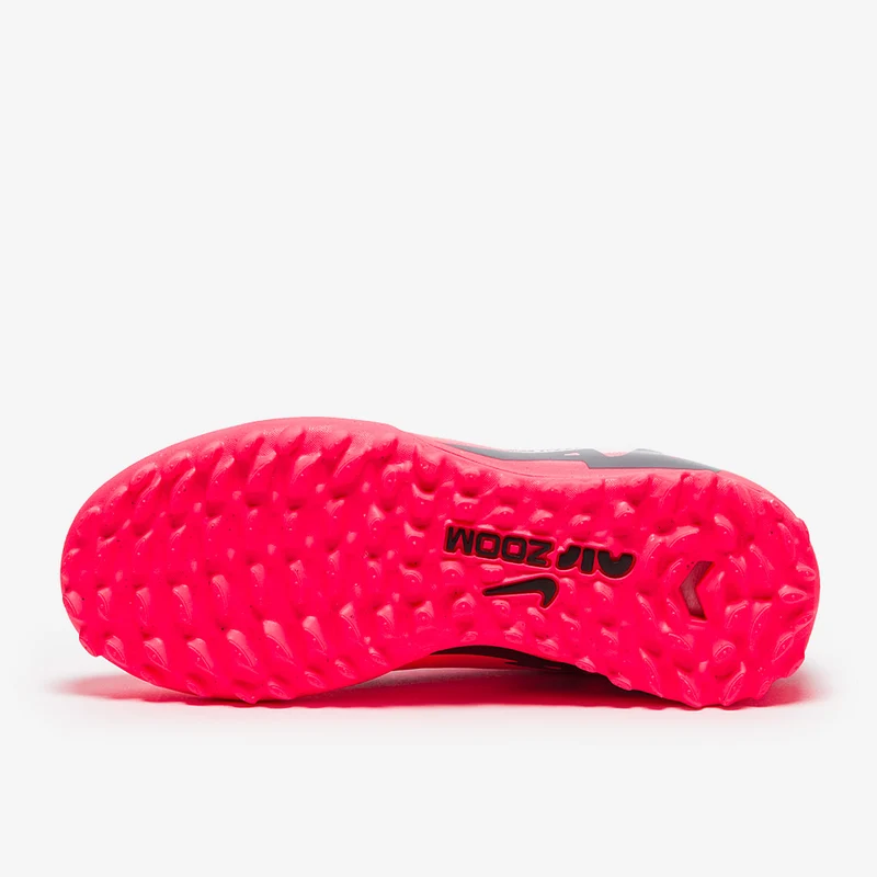Nike Turf