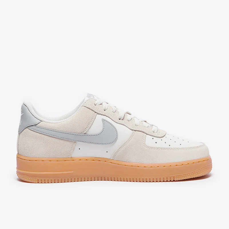 Nike Sportswear Air Force 1 '07 LV8
