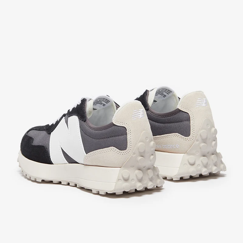New Balance 327