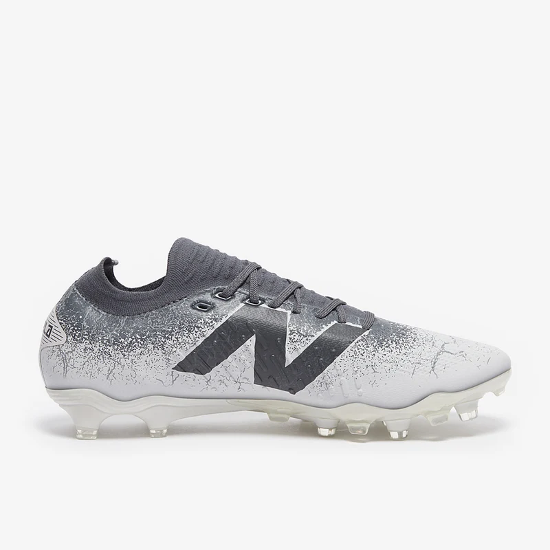 New Balance Tekela V4+ Pro Low-Cut FG