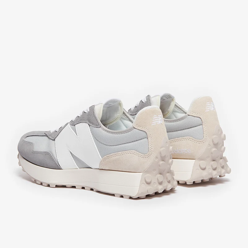 New Balance 327