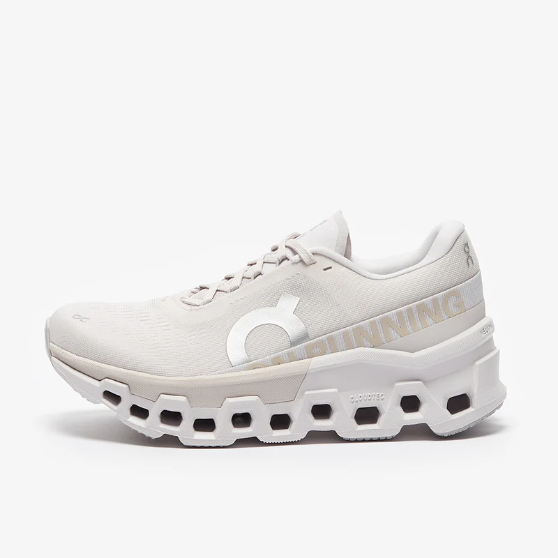 On Damen Cloudmonster 2