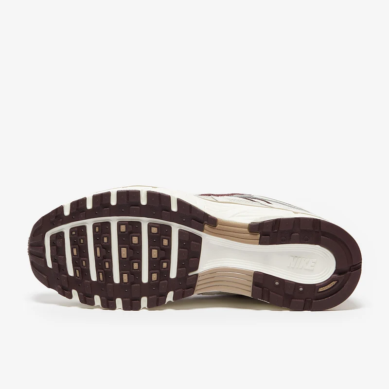 Nike Schuh P