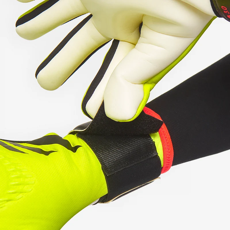 adidas Predator League