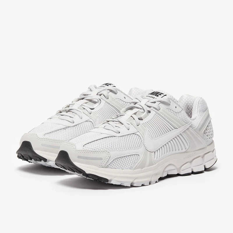 Nike Herrenschuh Zoom Vomero 5