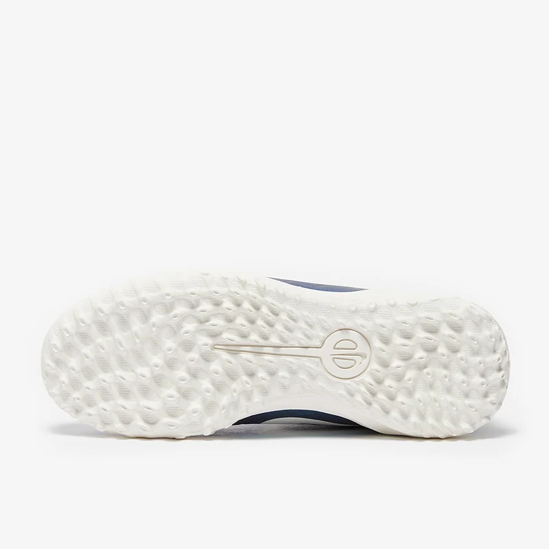 Nike TF Low-Top