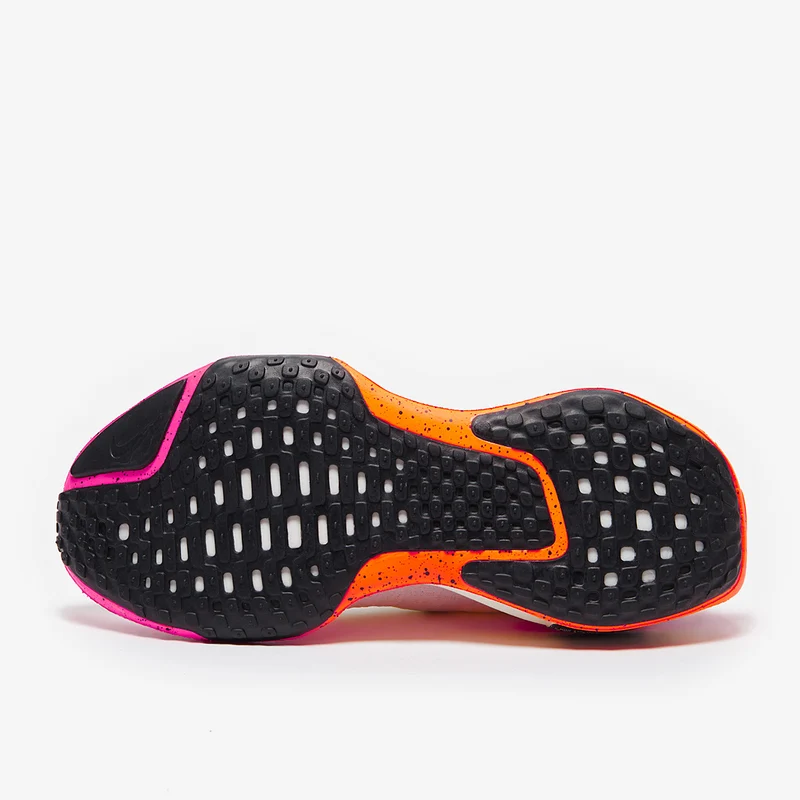 Nike Damen ZoomX Invincible Run Flyknit 3