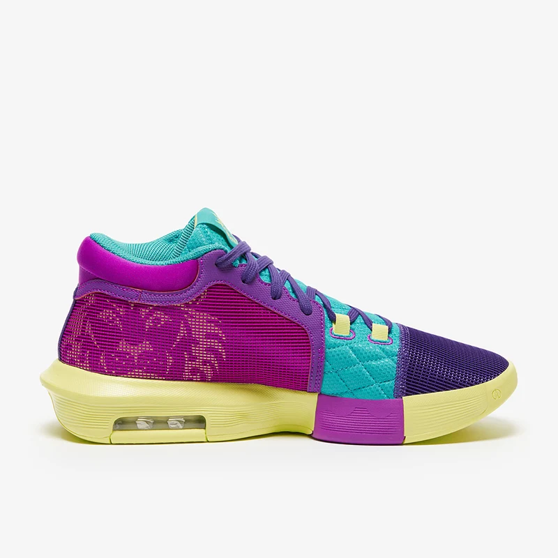 Nike LeBron Witness 8