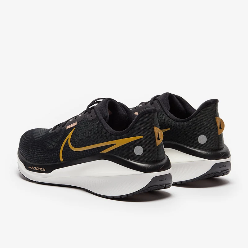 Nike Vomero 17