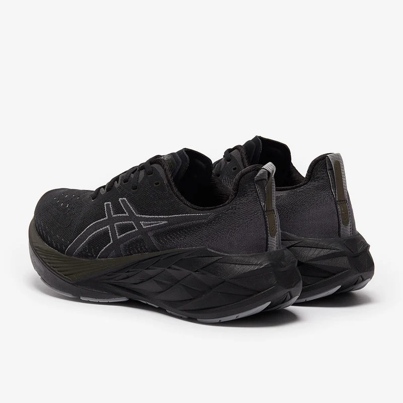 Asics Damen Novablast 4