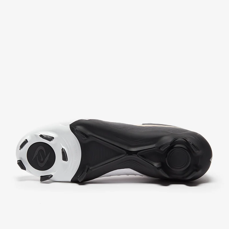 Nike Phantom GX II Academy FG/MG