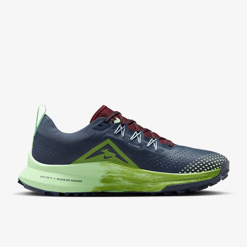 Nike Damen React Pegasus Trail 4