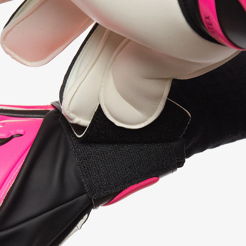 Puma Ultra Match Regular Cut